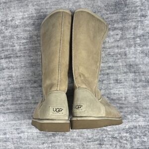 UGG Australia Women's Classic Tall 5815 Sand Color Size 7 Suede/Sheepskin